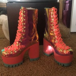 Vixen snake platform heel boots - pink